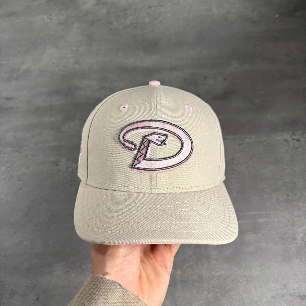 Hat Club Arizona‎ Diamondbacks New Era Cap 7 1/8 Stone Tan Pink UV Side Patch